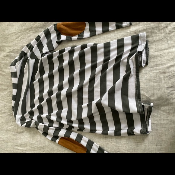 Adorable cardigan with elbow patch sleeves - Picture 4 of 5